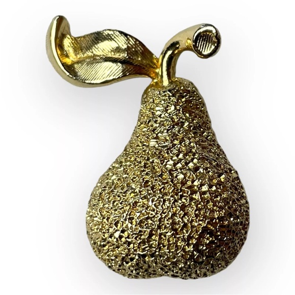 Vintage brooch gold tone textured pear, retro fall brooch Pin - Picture 1 of 8